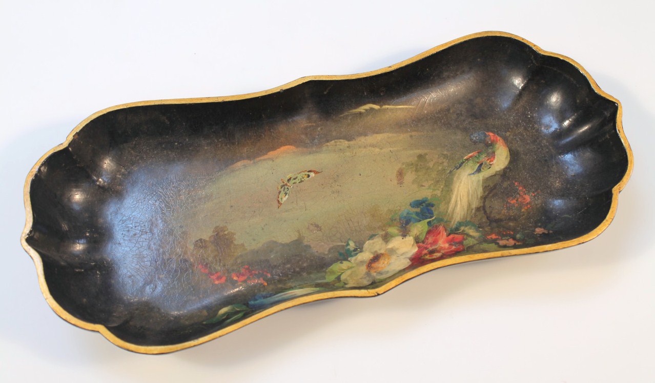 Appraisal: A late thC early thC French papier mache pen tray