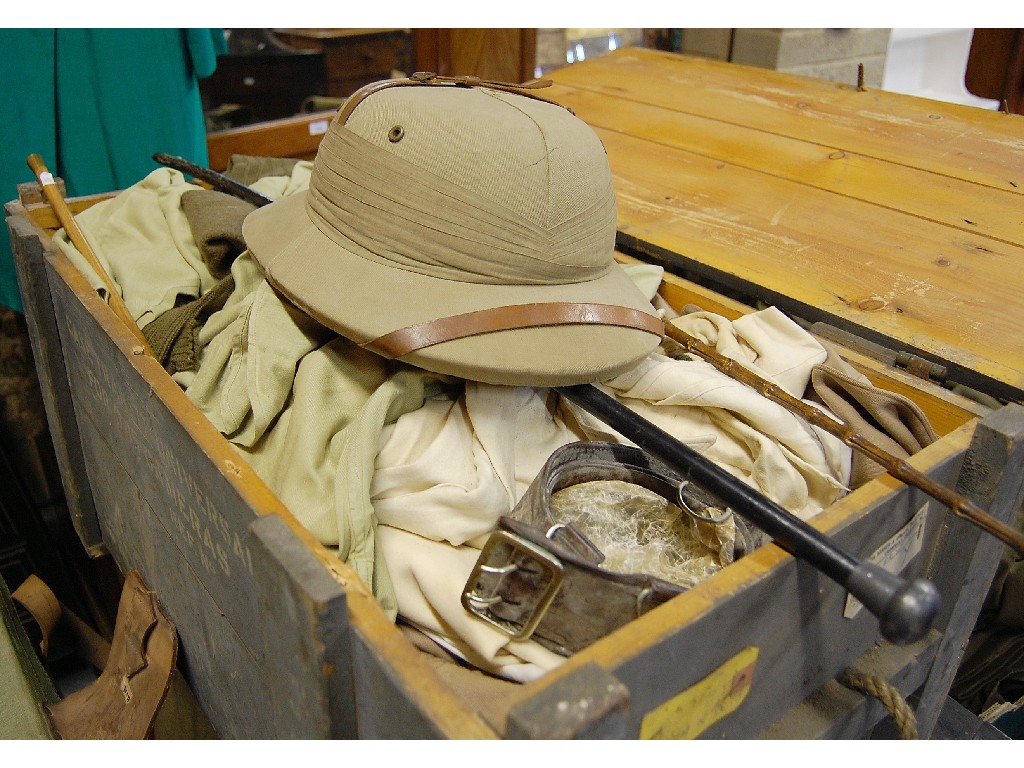 Appraisal: Military crate containing a quantity of WWII Rifle Brigade tropical