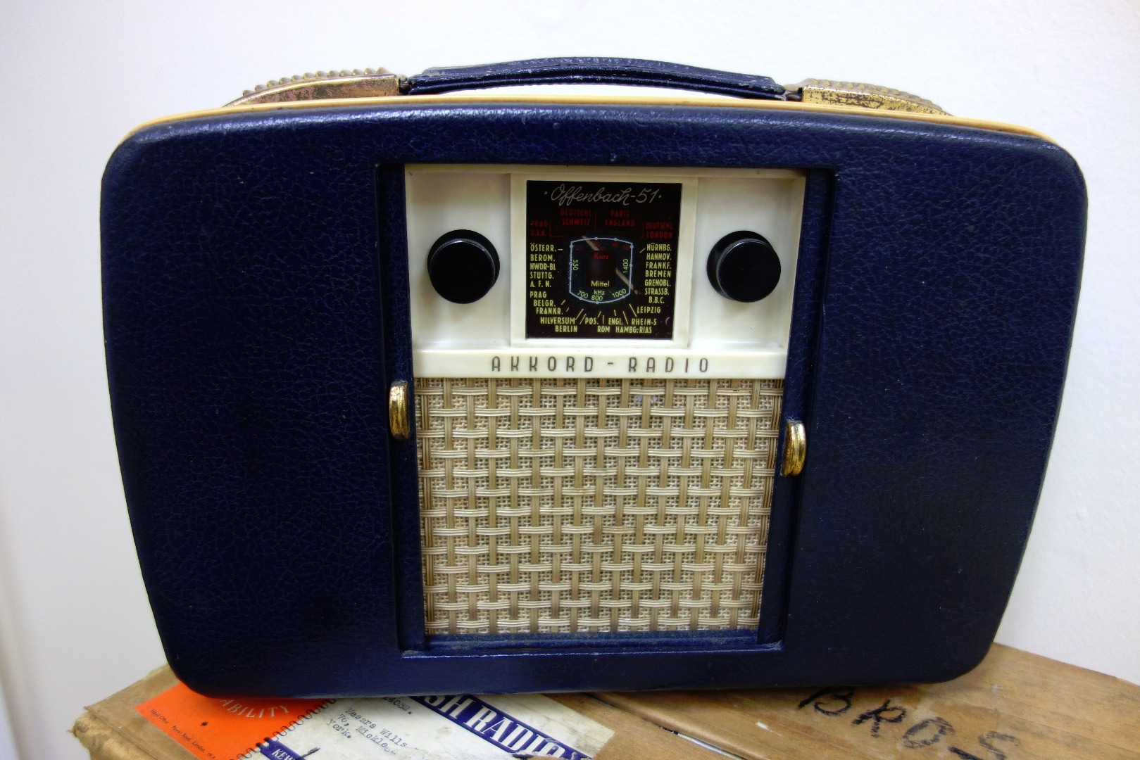 Appraisal: A Bush radio in brown case original box and receipt