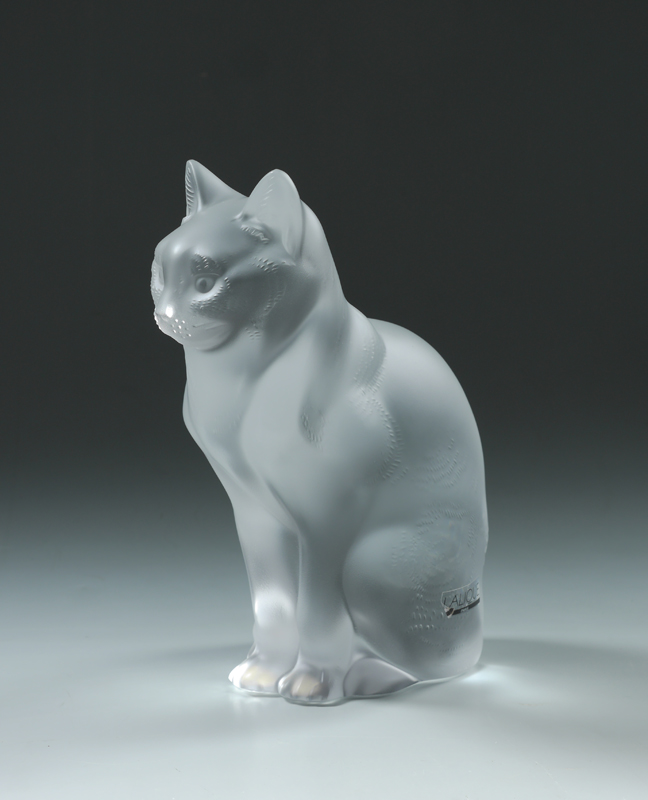 Appraisal: LALIQUE CRYSTAL FIGURE OF A SEATED CAT Frosted crystal figure