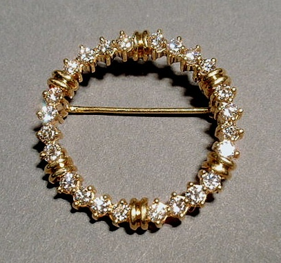 Appraisal: Ladies k gold and diamond circle pin with twenty-four round