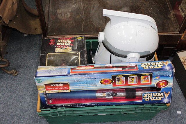 Appraisal: A QUANTITY OF LATE TH CENTURY STAR WARS TOYS to