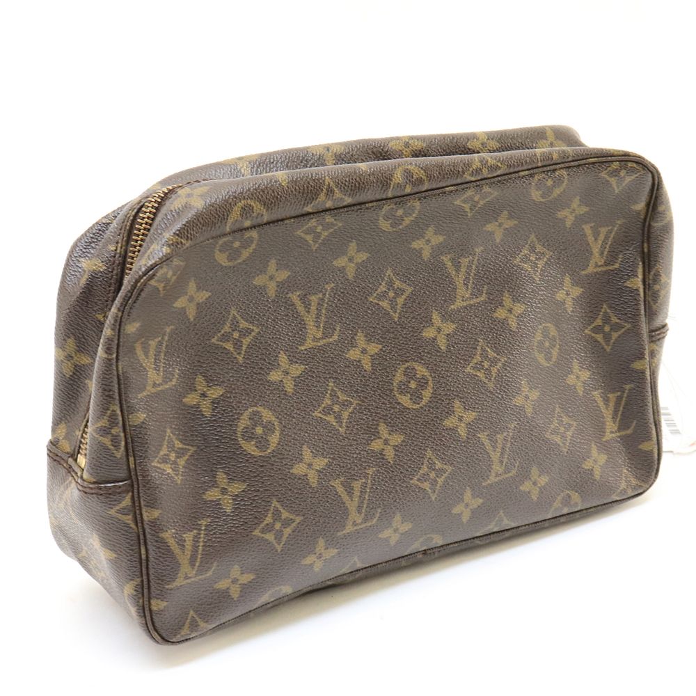 Appraisal: Louis Vuitton - Toiletry Pouch GM Louis Vuitton - Toiletry