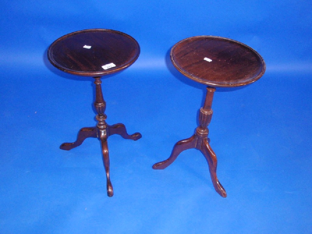 Appraisal: A pair of reproduction mahogany wine tables