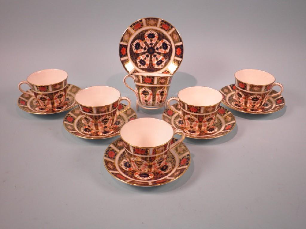 Appraisal: A set of six Royal Crown Derby pattern tea cups