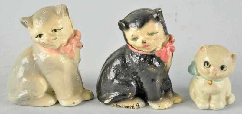 Appraisal: Lot of Cast Iron Hubley Kitten Paperweights Description Assorted colors