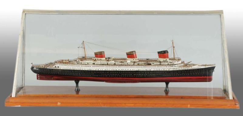 Appraisal: Normandie Oceanliner Model in Enclosed Glass Case Description Beautiful piece