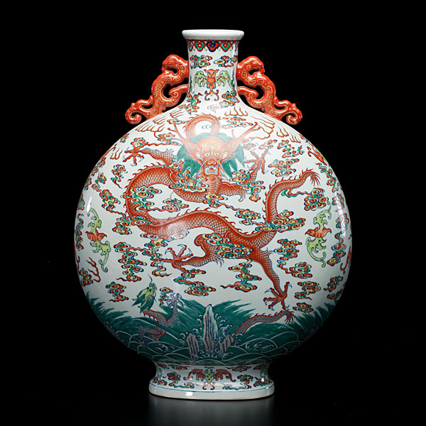 Appraisal: Chinese th century A large porcelain moon flask decorated with