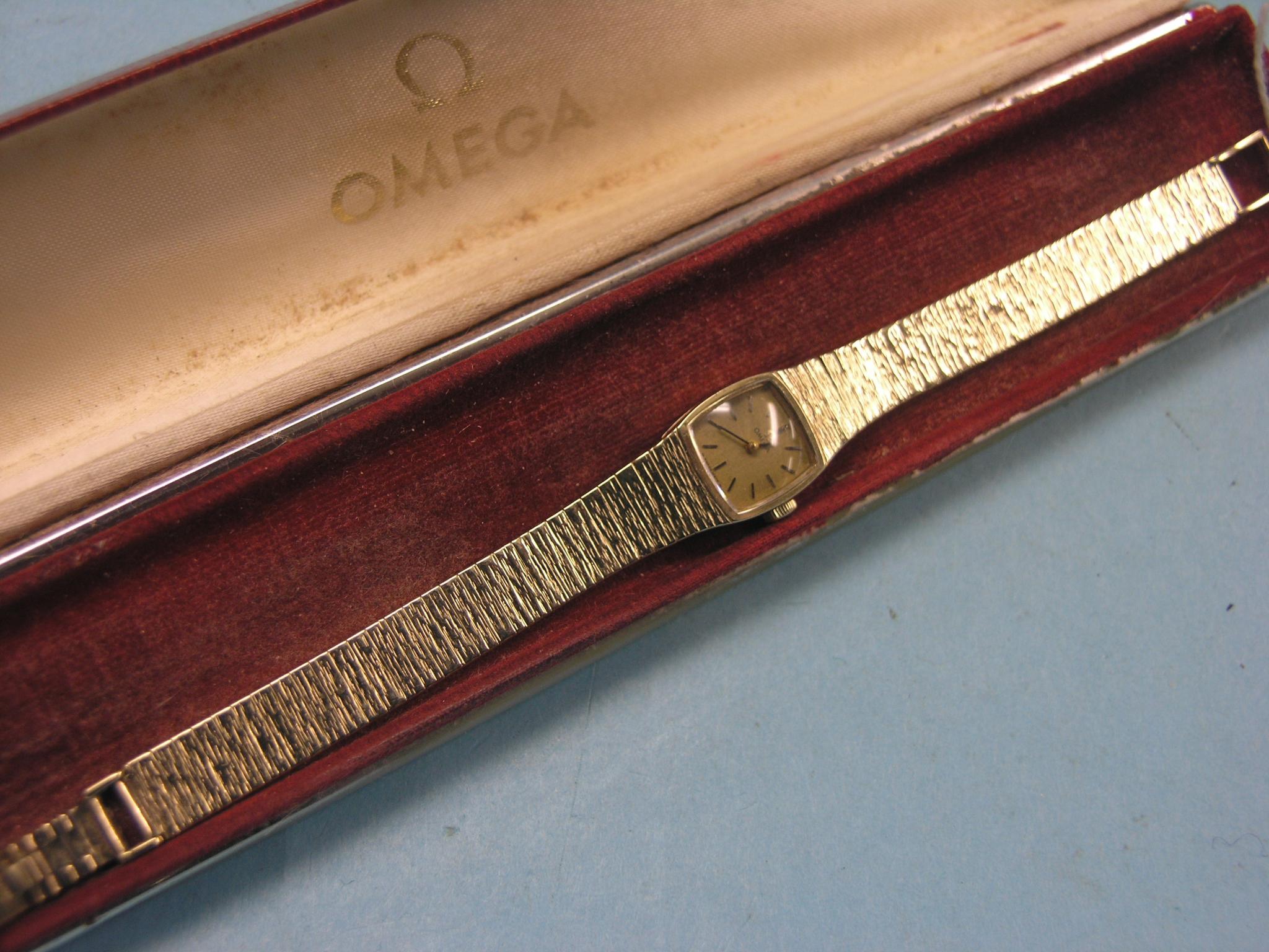 Appraisal: A lady's ct gold Omega wristwatch on flexible ct gold