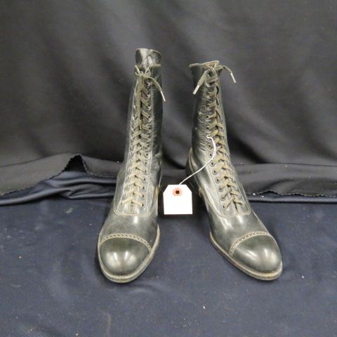 Appraisal: Pair of Victorian Ladies Shoes neat estate find