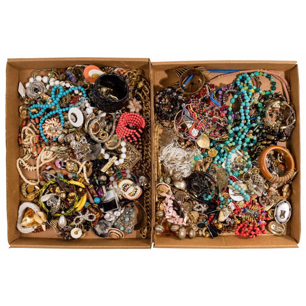 Appraisal: COSTUME JEWELRY ASSORTMENTOver pounds of jewelry including necklaces bracelets earrings