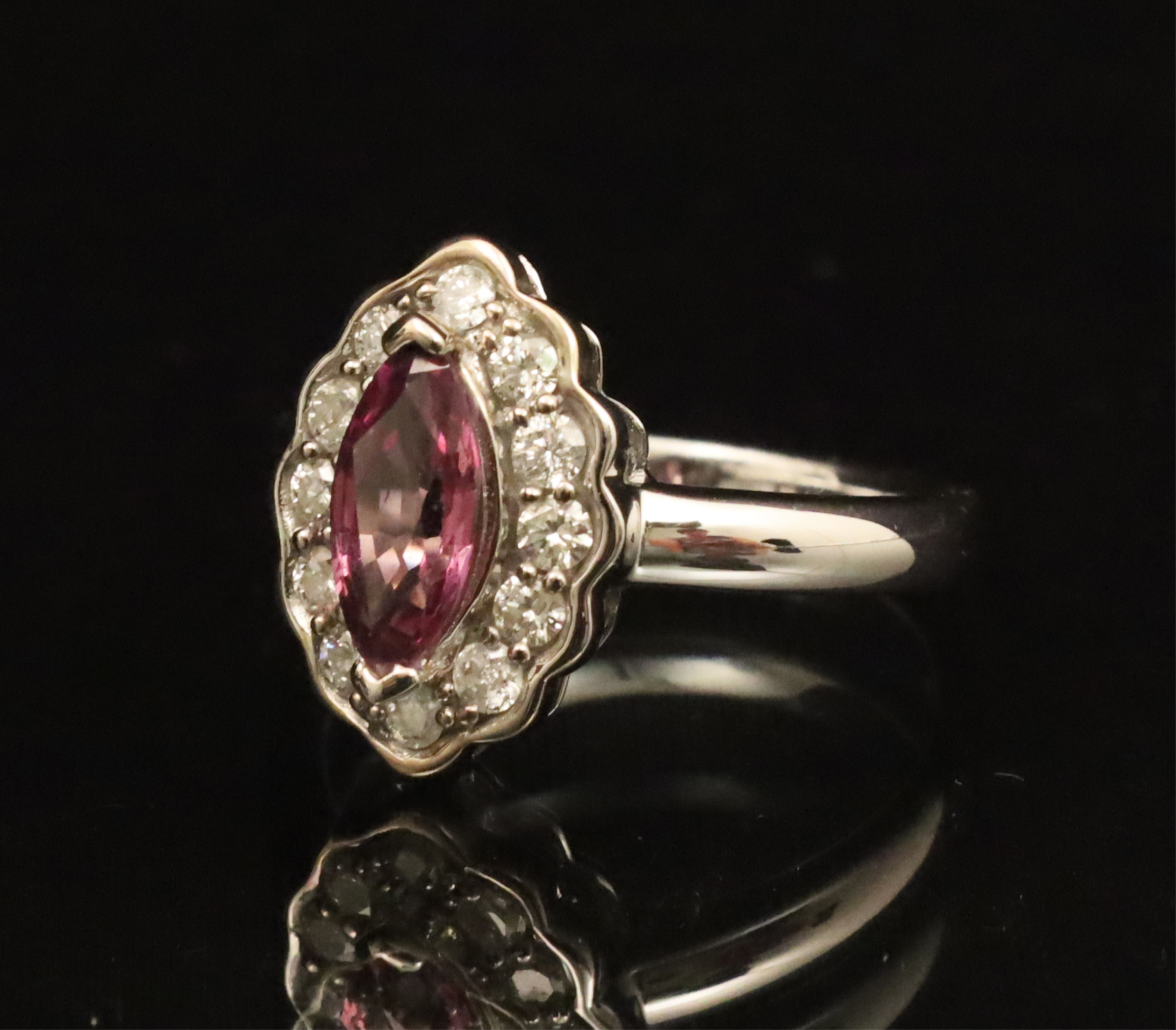 Appraisal: K WHITE GOLD PINK SAPPHIRE DIAMOND RING K white gold