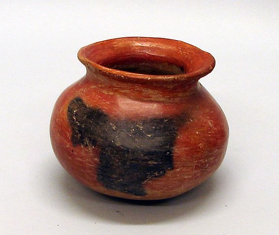 Appraisal: Pre-Columbian pot in height and in diameter Mexican Some wear