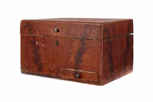 Appraisal: Pennsylvania painted pine sugar box ca retaining its original red