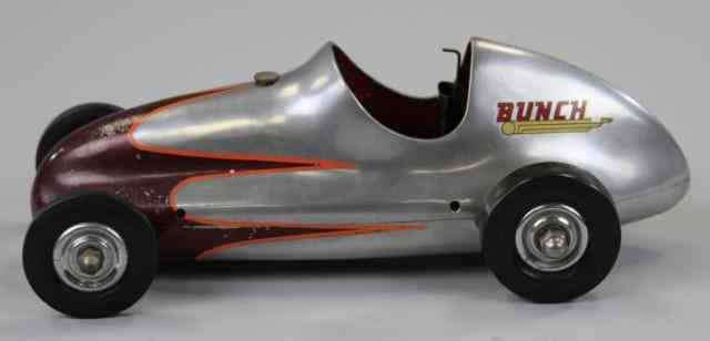 Appraisal: DOOLING PEE-WEE RACER Bunch engine aluminum body painted with purple