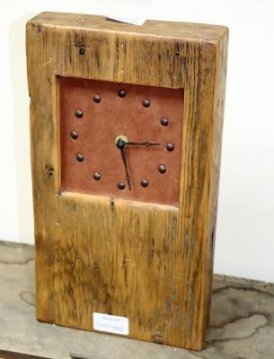 Appraisal: A modern mantel clock with electric movement cm high