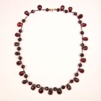 Appraisal: Antique Ladies Garnet Necklace Almondine garnets possibly corundum stones Twenty