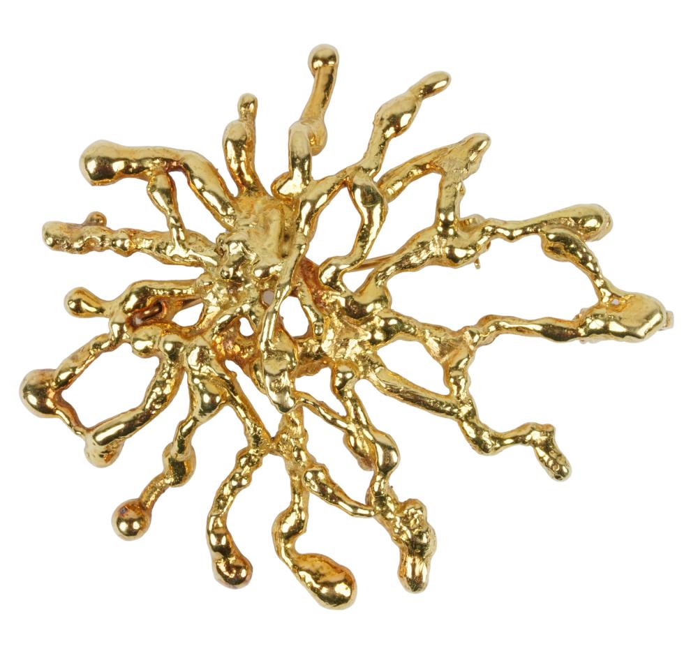 Appraisal: BRITISH KARAT YELLOW GOLD SUNBURST BROOCHcirca London with maker's marks