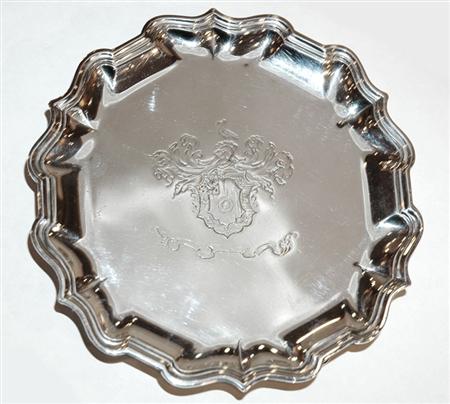 Appraisal: George II Silver Salver Estimate -