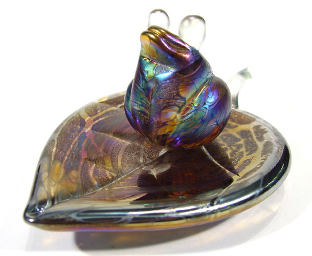 Appraisal: Lazlo iridescent glass frog on a lilypad paperweight etched mark