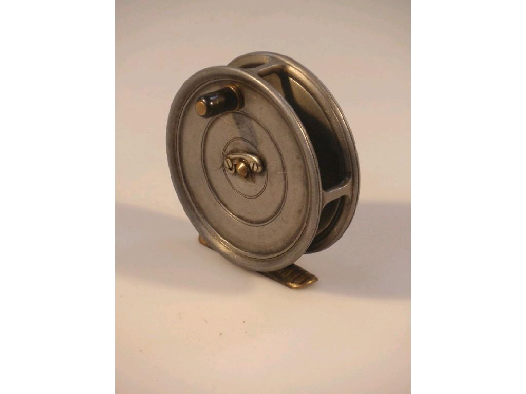 Appraisal: A 's Hardy Brothers Limited 'Nuiqua' alloy fly reel with