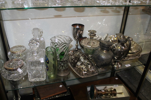 Appraisal: A QUANTITY OF VARIOUS SILVER PLATED WARES including entree dishes