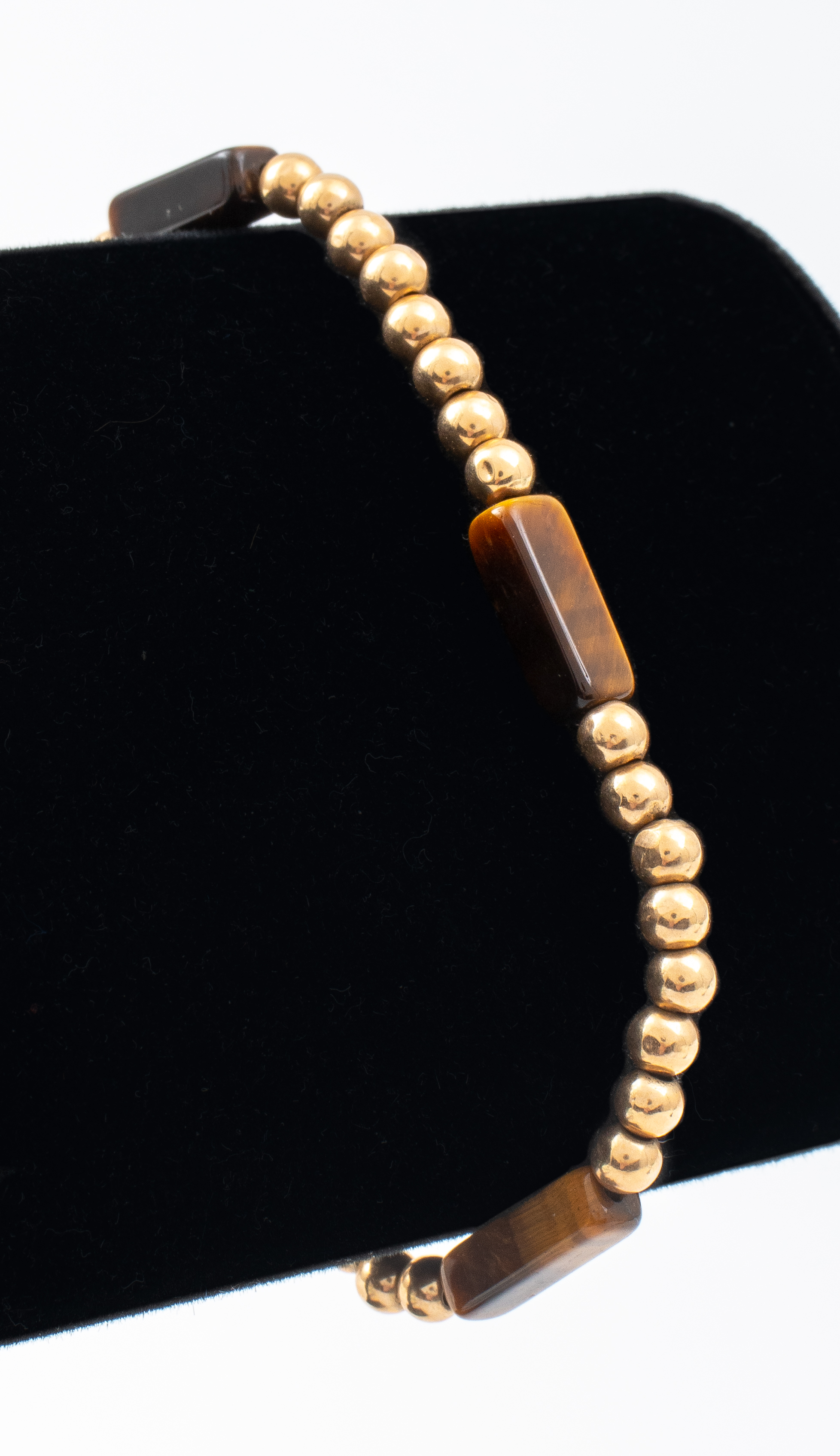 Appraisal: K YELLOW GOLD TIGER'S EYE BEADED BRACELET Vintage K yellow