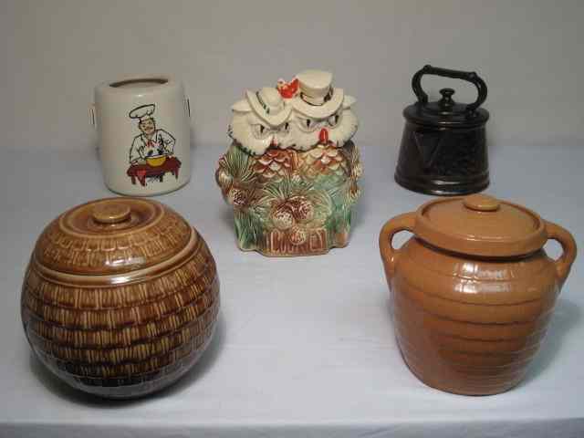 Appraisal: Group lot assorted McCoy and other cookie jars Includes Mr