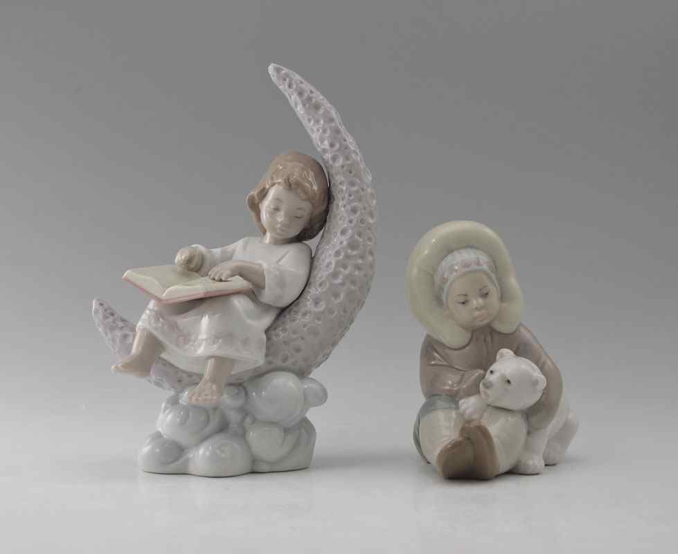 Appraisal: LLADRO PORCELAIN FIGURINES DREAMING OF STARS Alfredo Llorens designer glaze