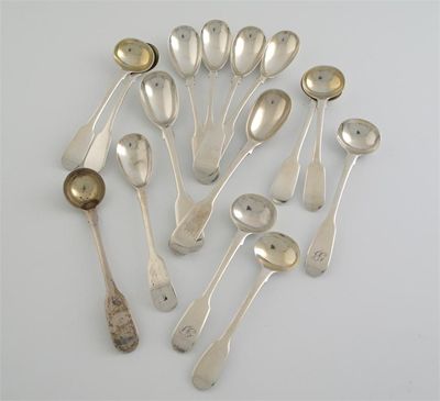 Appraisal: Fifteen various th century fiddle pattern condiment spoons mixed makers