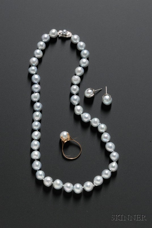 Appraisal: -inch Gray Pearl Necklace kt Gold and Gray Pearl Ring