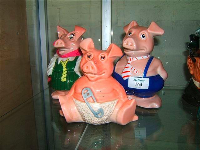 Appraisal: Three Wade Nat West pigs