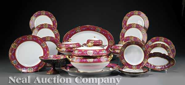 Appraisal: A Fine Paris Porcelain Polychrome and Stencil-Gilt Dinner Service mid-