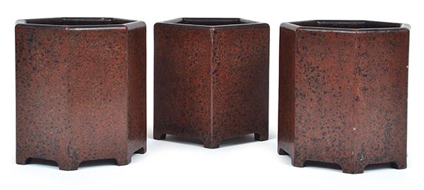 Appraisal: THREE CHINESE LACQUERED BRUSH POTS faceted the tallest cm high