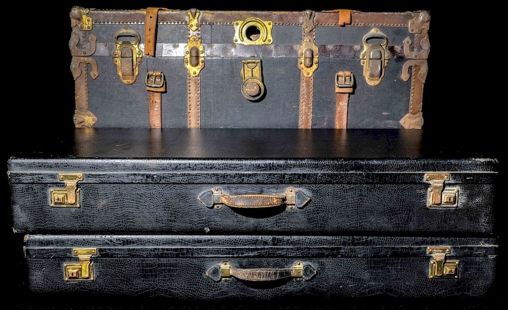 Appraisal: Vintage Trunk And Alligator Luggage Vintage Trunk And Leather Embossed