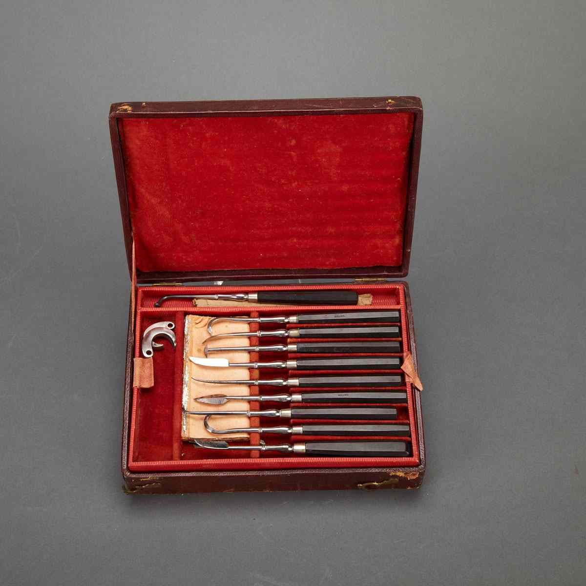 Appraisal: Cased Set of French Dentistry Tools Blanc a Paris th