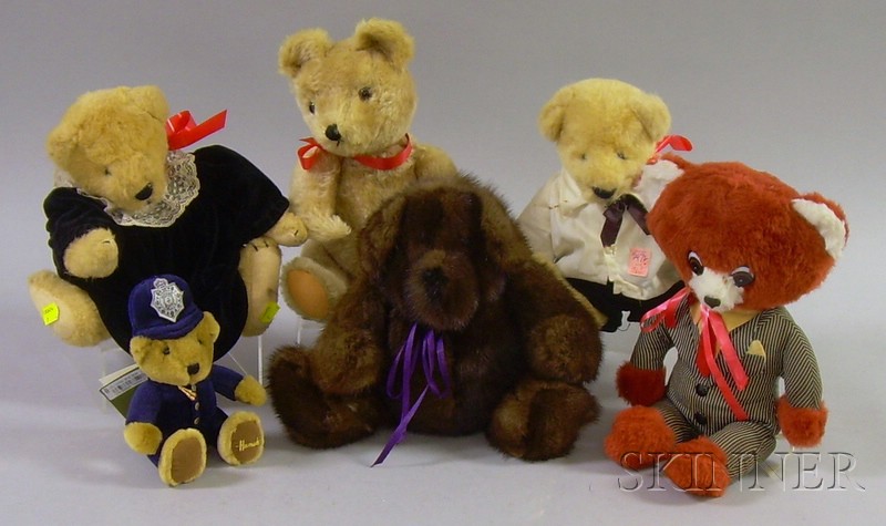 Appraisal: Six Assorted Teddy Bears including an articulated wind-up musical a