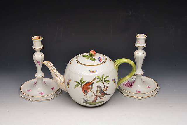 Appraisal: A HEREND PORCELAIN TEAPOT AND COVER of globular design painted