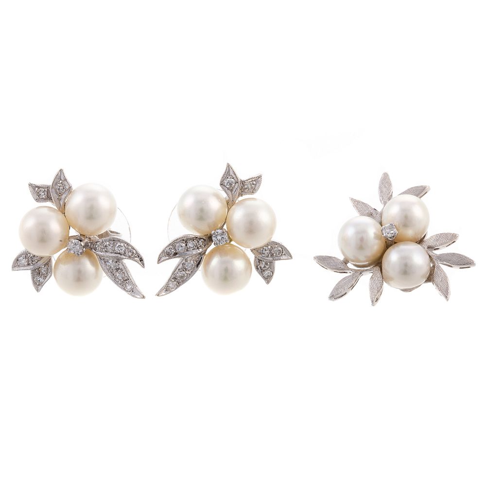 Appraisal: Pair of Pearl Diamond Earrings Pendant in K K white