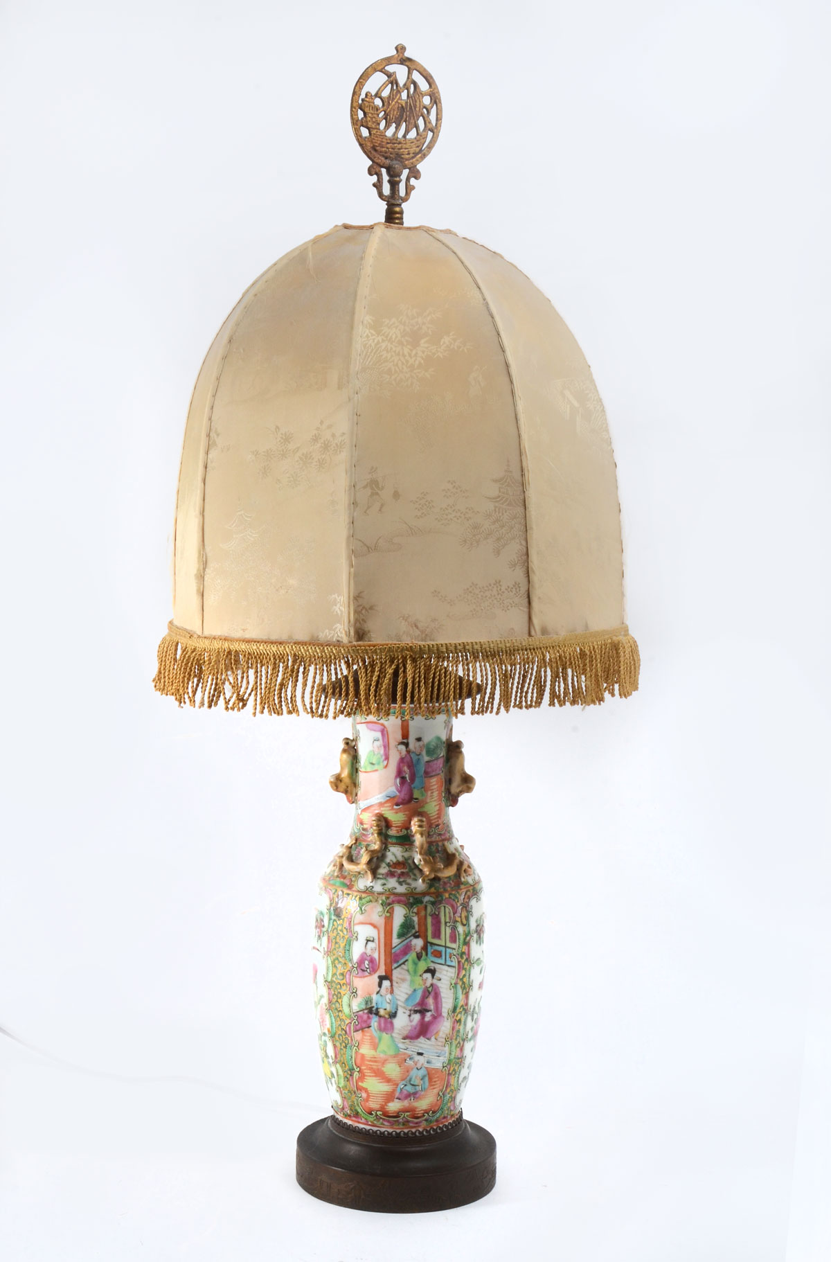 Appraisal: CHINESE ROSE MEDALLION LAMP Chinese Rose Medallion lamp having windows