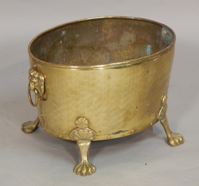 Appraisal: A brass planter