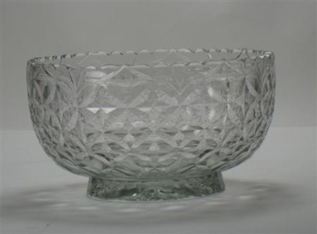 Appraisal: A th century Continental cut glass fruit bowl of circular