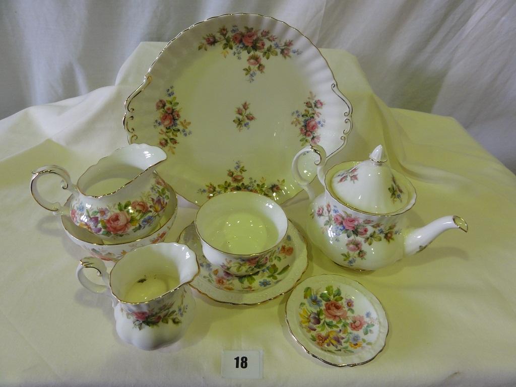 Appraisal: A collection of Royal Albert Moss Rose pattern teawares comprising