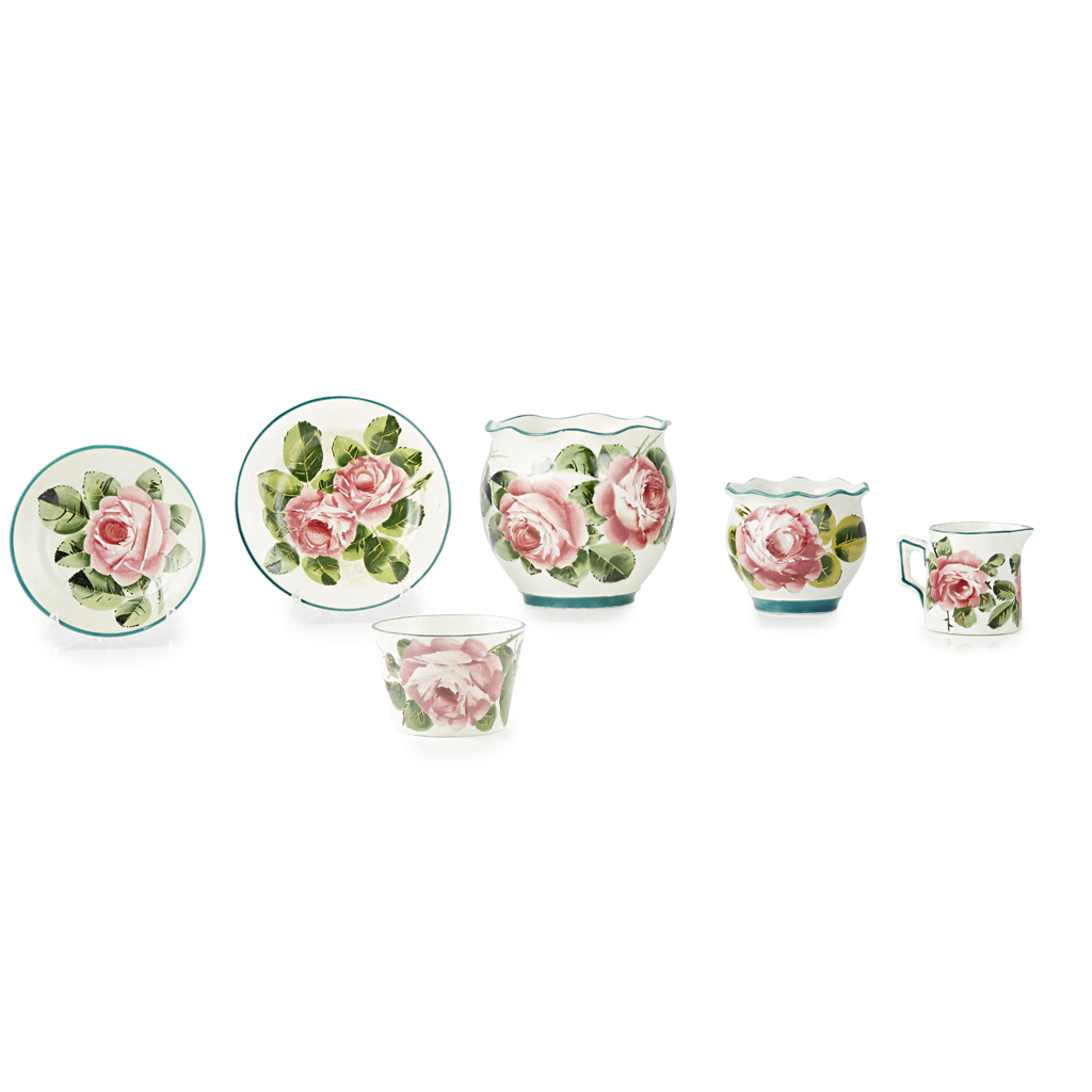 Appraisal: A GROUP OF WEMYSS WARE 'CABBAGE ROSES' PATTERN EARLY TH