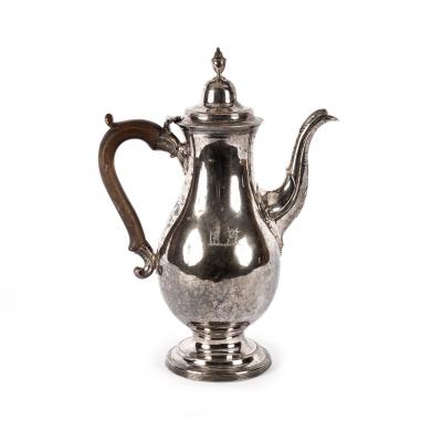 Appraisal: A George III silver pear-shaped coffee pot probably Robert Pinkney