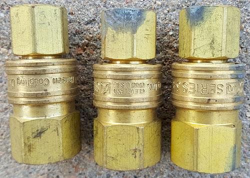 Appraisal: Brass quick disconnect npt Item G Brass quick disconnect npt