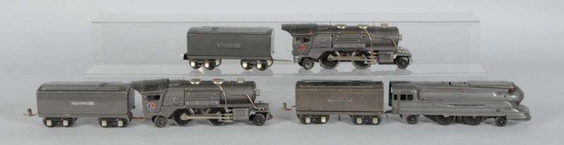 Appraisal: Lot of Lionel O-Gauge Steam Locomotives Description Pre-war Includes gun