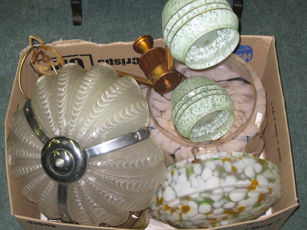 Appraisal: Box of ceiling lights and light bowls