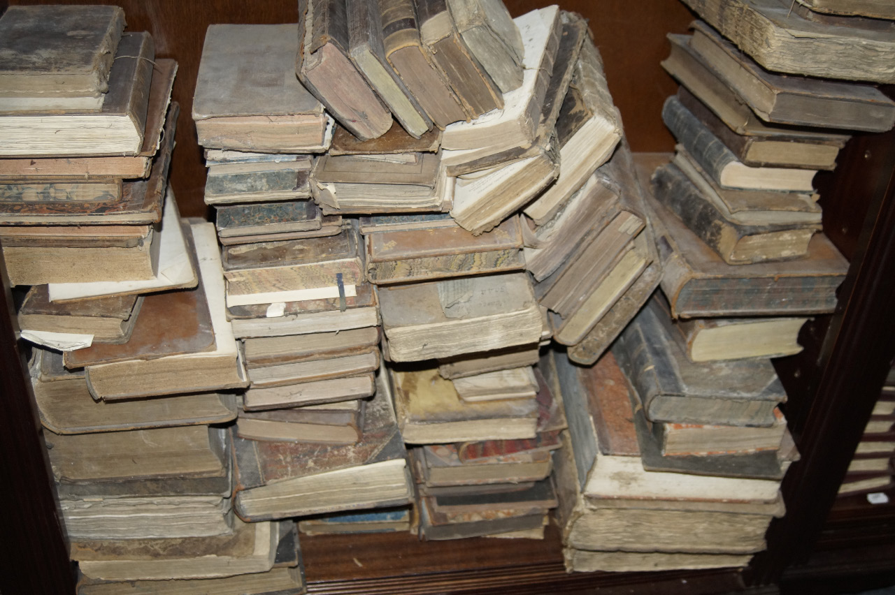 Appraisal: A quantity of mixed general antiquarian books including many damaged