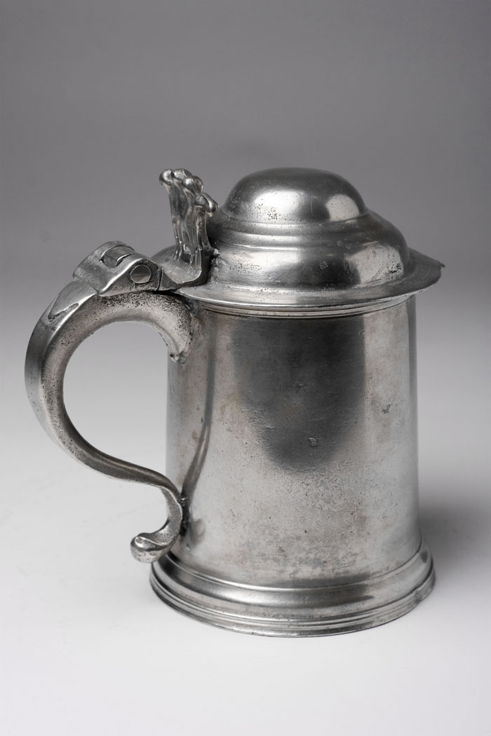 Appraisal: PEWTER TANKARD JOHN DYER LONDON ENGLAND CIRCA - Maker's mark